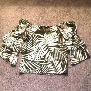 🌻 Design Lab off the shoulder top women’s size small